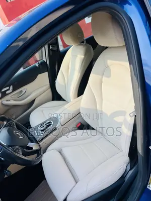 Mercedes-Benz C300 2017 Blue
