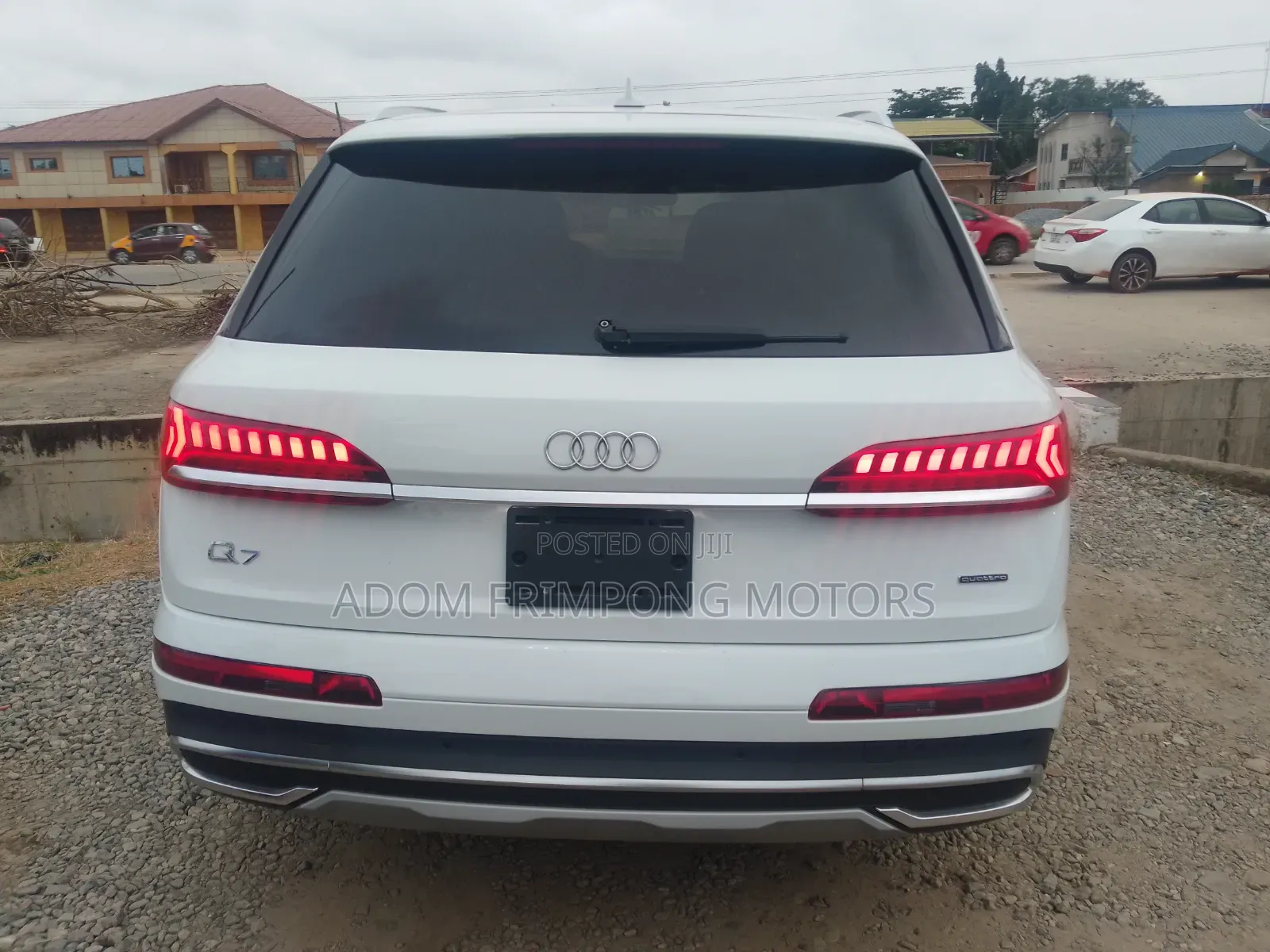 Audi Q7 2024 White