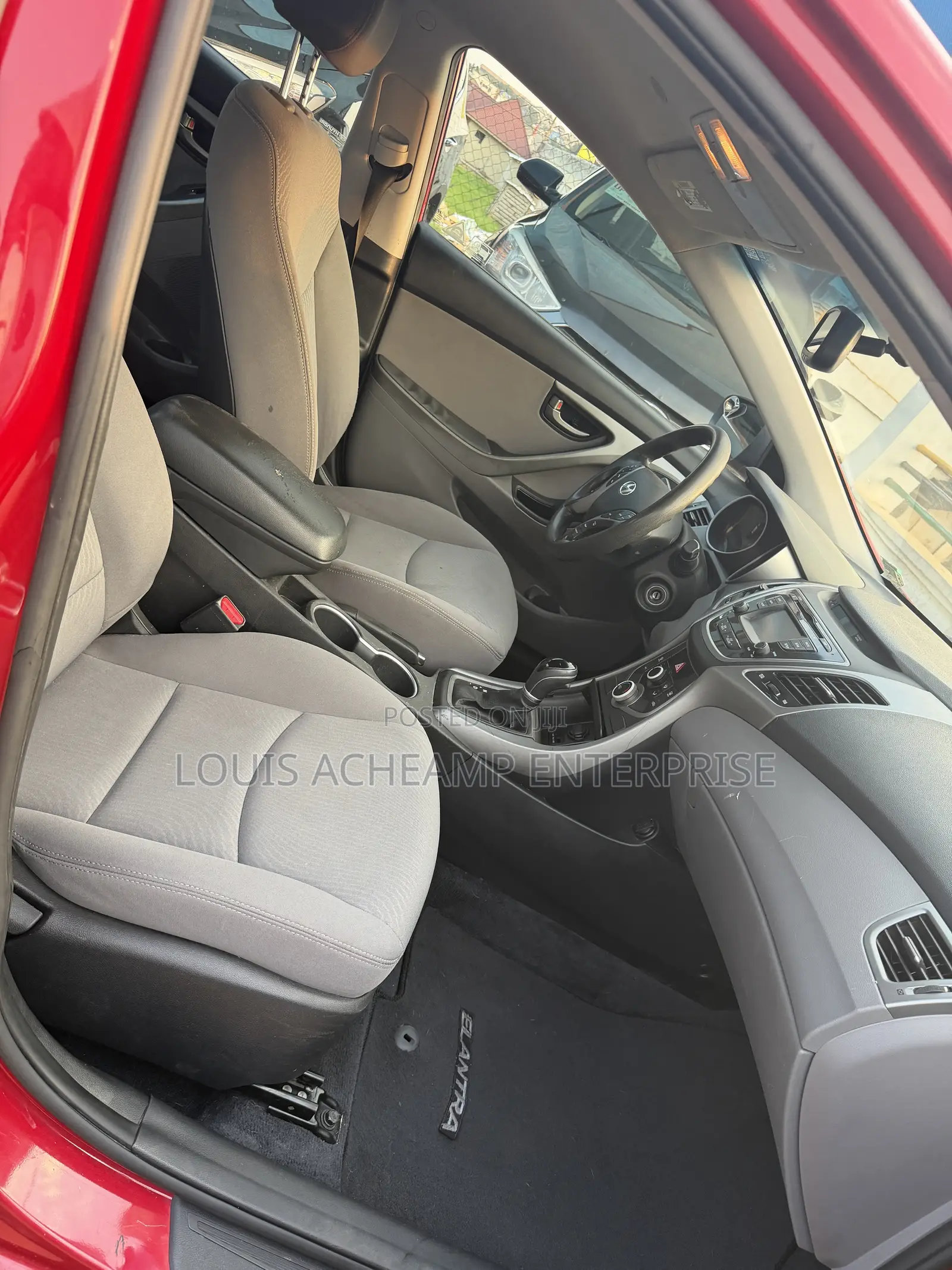 Hyundai Elantra 2016 Red