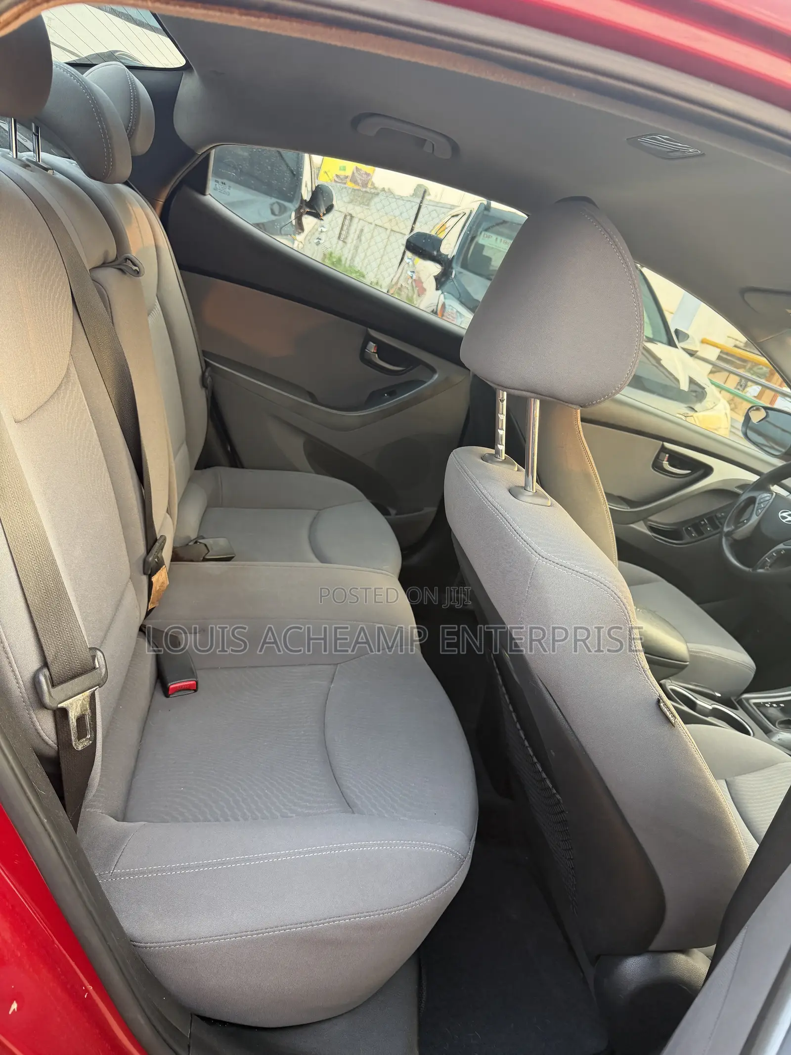 Hyundai Elantra 2016 Red