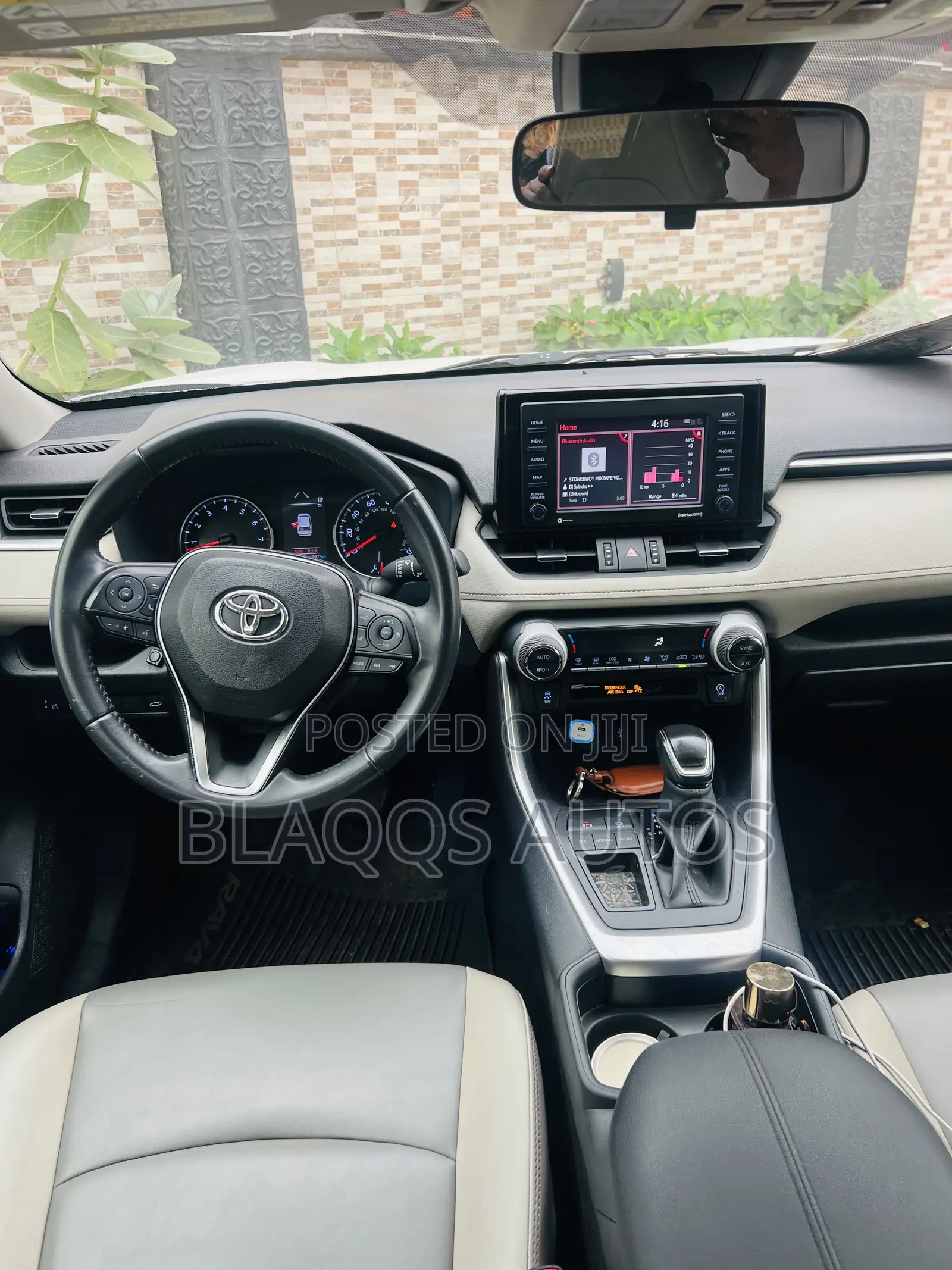 Toyota RAV4 2020 White