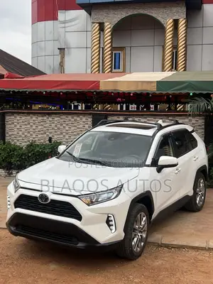 Toyota RAV4 2020 White
