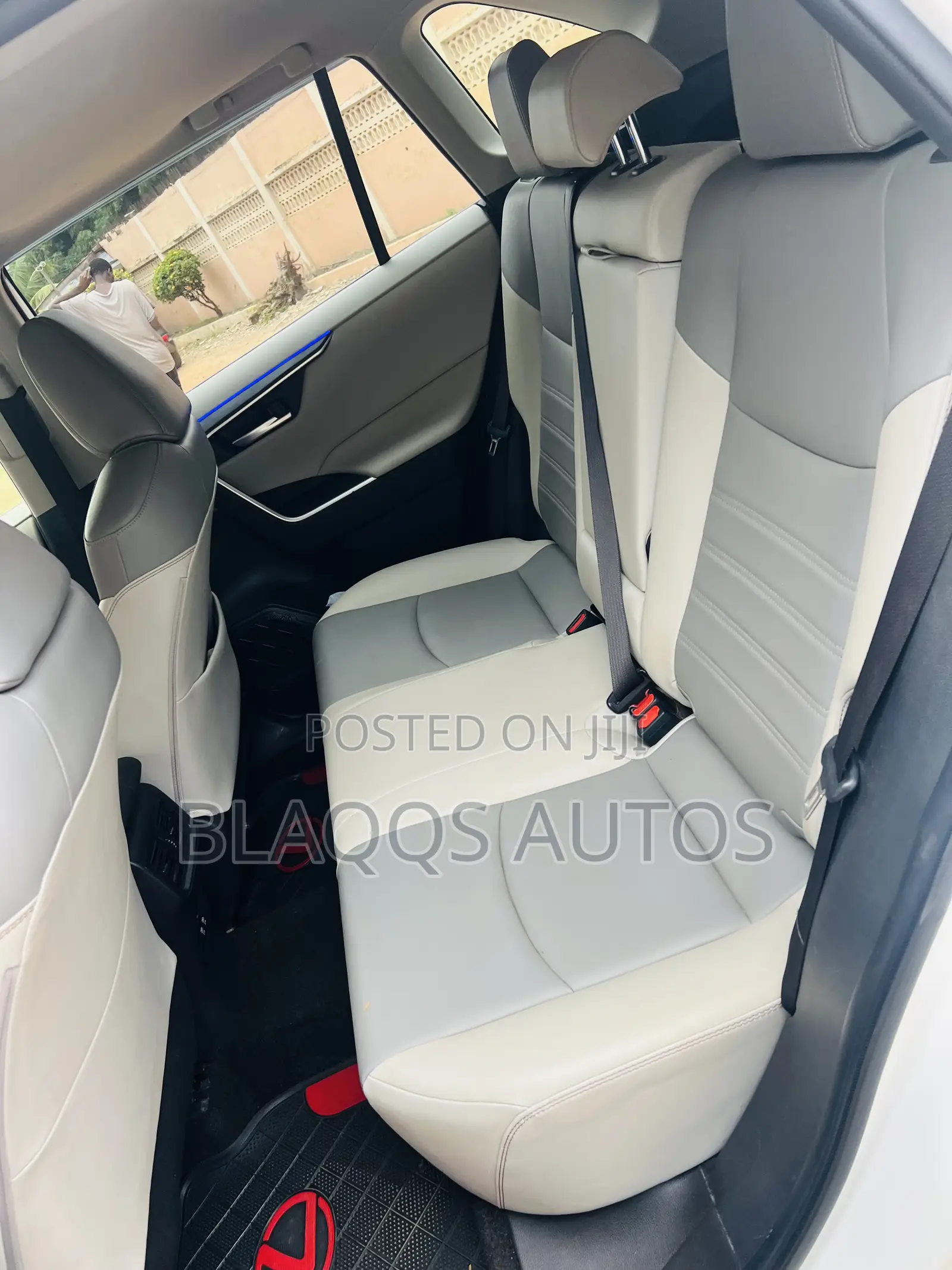 Toyota RAV4 2020 White