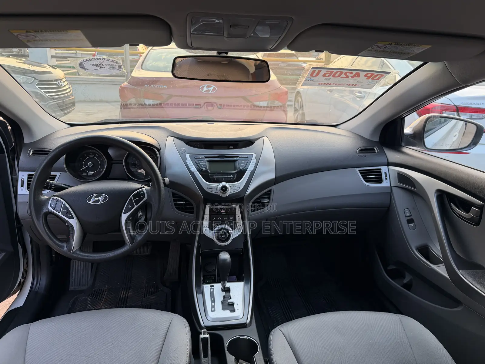 Hyundai Elantra 2012 White
