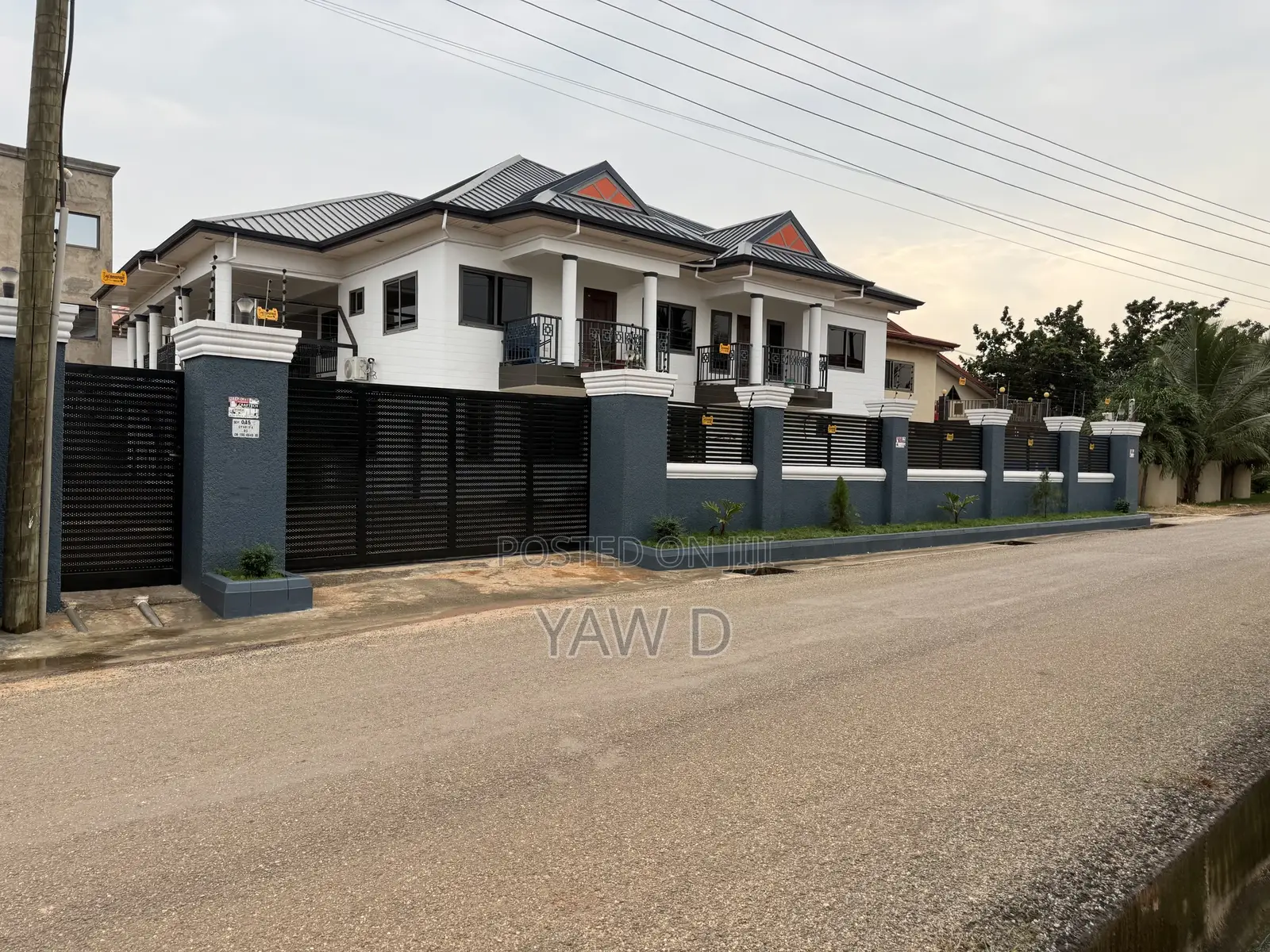 3bdrm Apartment in Ghana Flag for rent