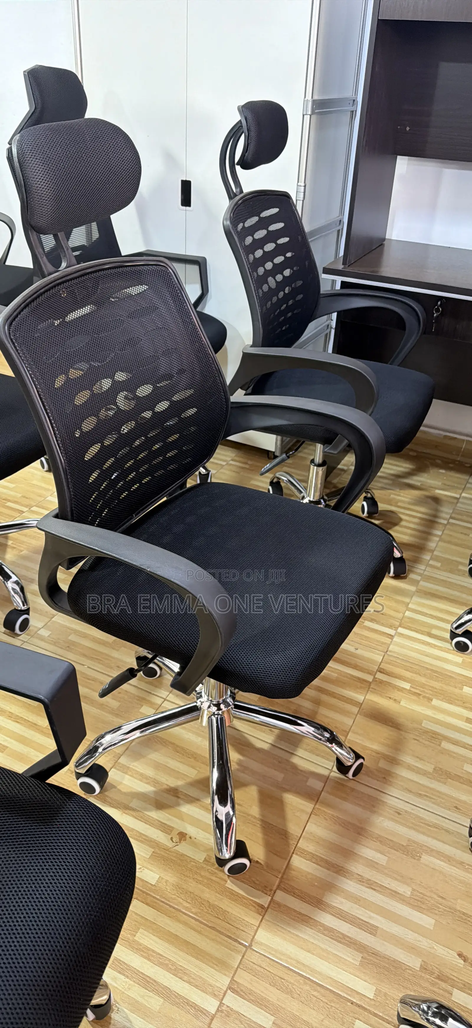 Office Desk Ergonomic Chair Set – Brand New
