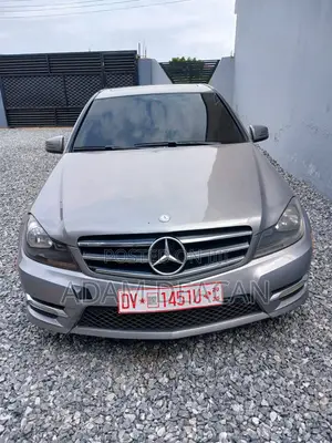 Mercedes-Benz C250 2015 Silver