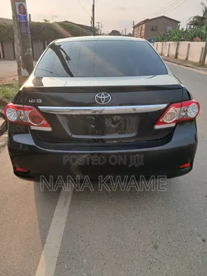 Toyota Corolla 2013 Black