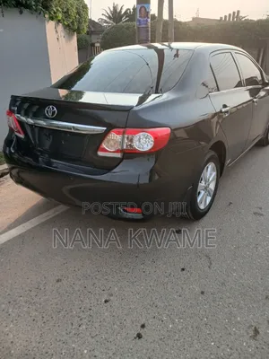 Toyota Corolla 2013 Black