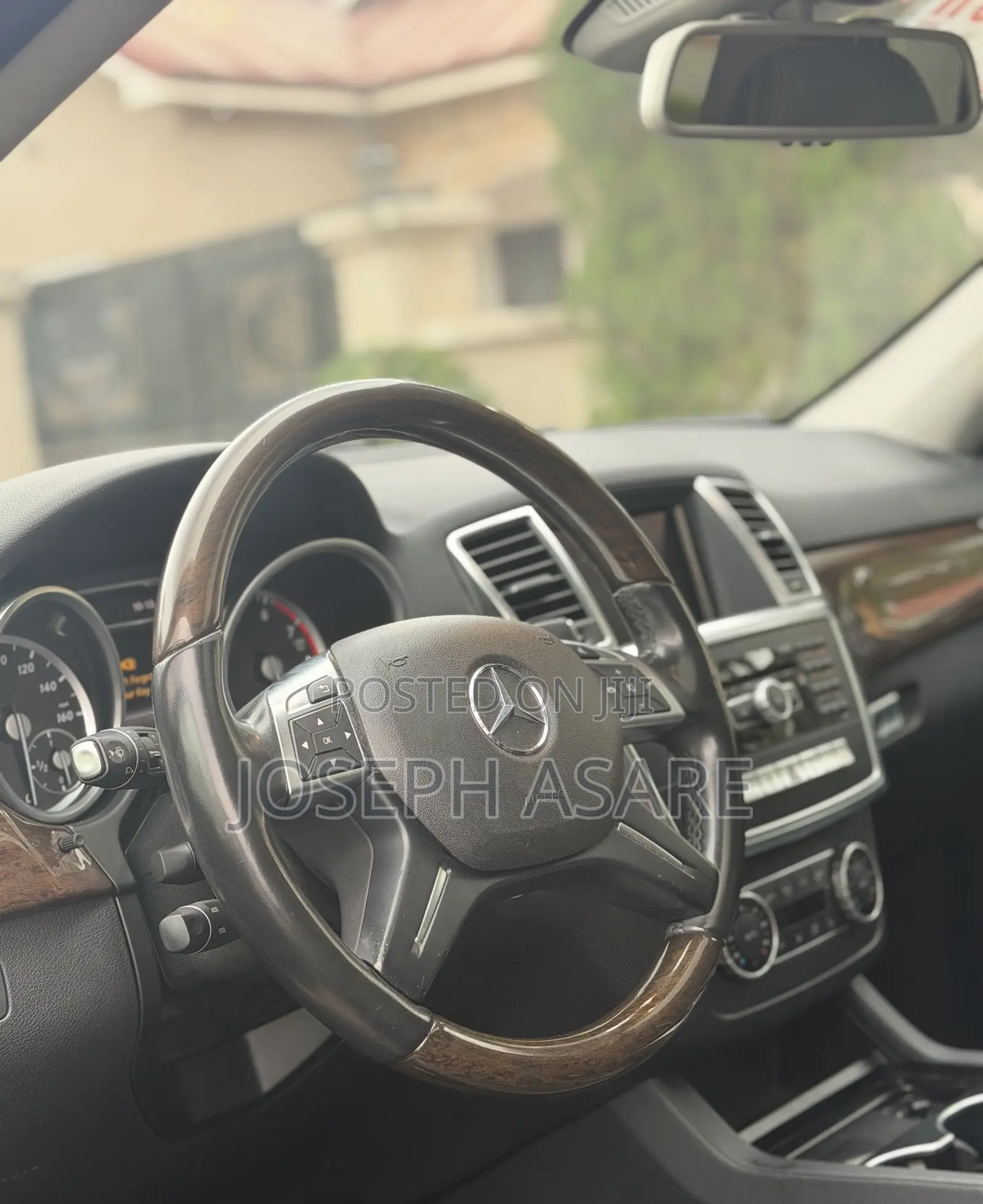 Mercedes-Benz M Class ML350 4MATIC 4dr SUV AWD (3.5L 6cyl 7A) 2015