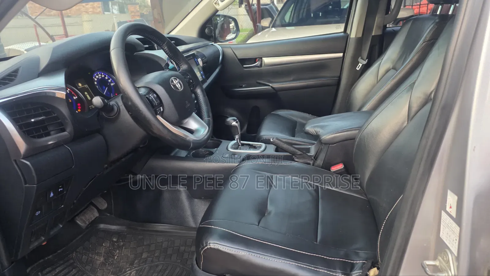 Toyota Hilux 2018 Silver