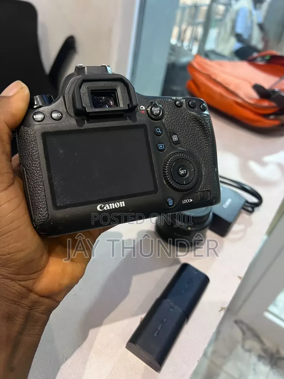 EOS Canon 6D 50mm Lens With 2 Batteries and a Charger