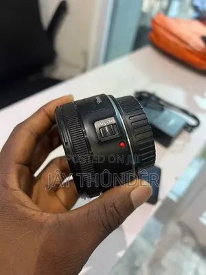 EOS Canon 6D 50mm Lens With 2 Batteries and a Charger