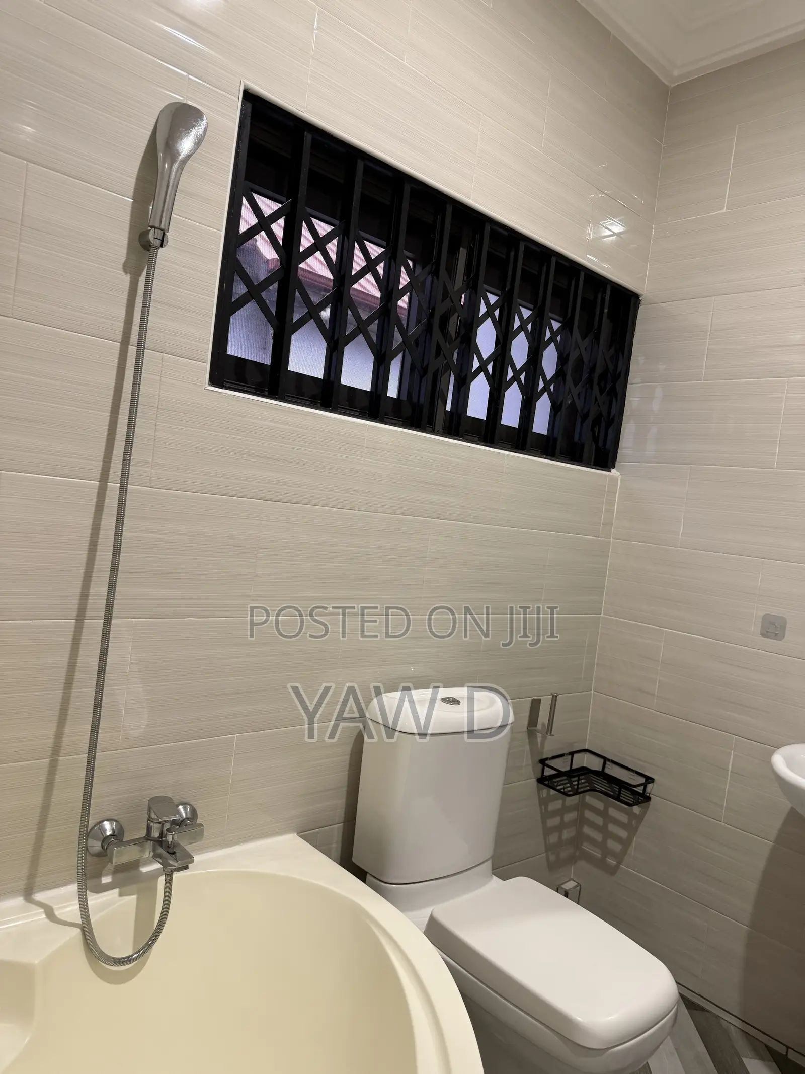 3bdrm Apartment in Ghana Flag for rent
