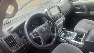 Toyota Land Cruiser 2017 Black