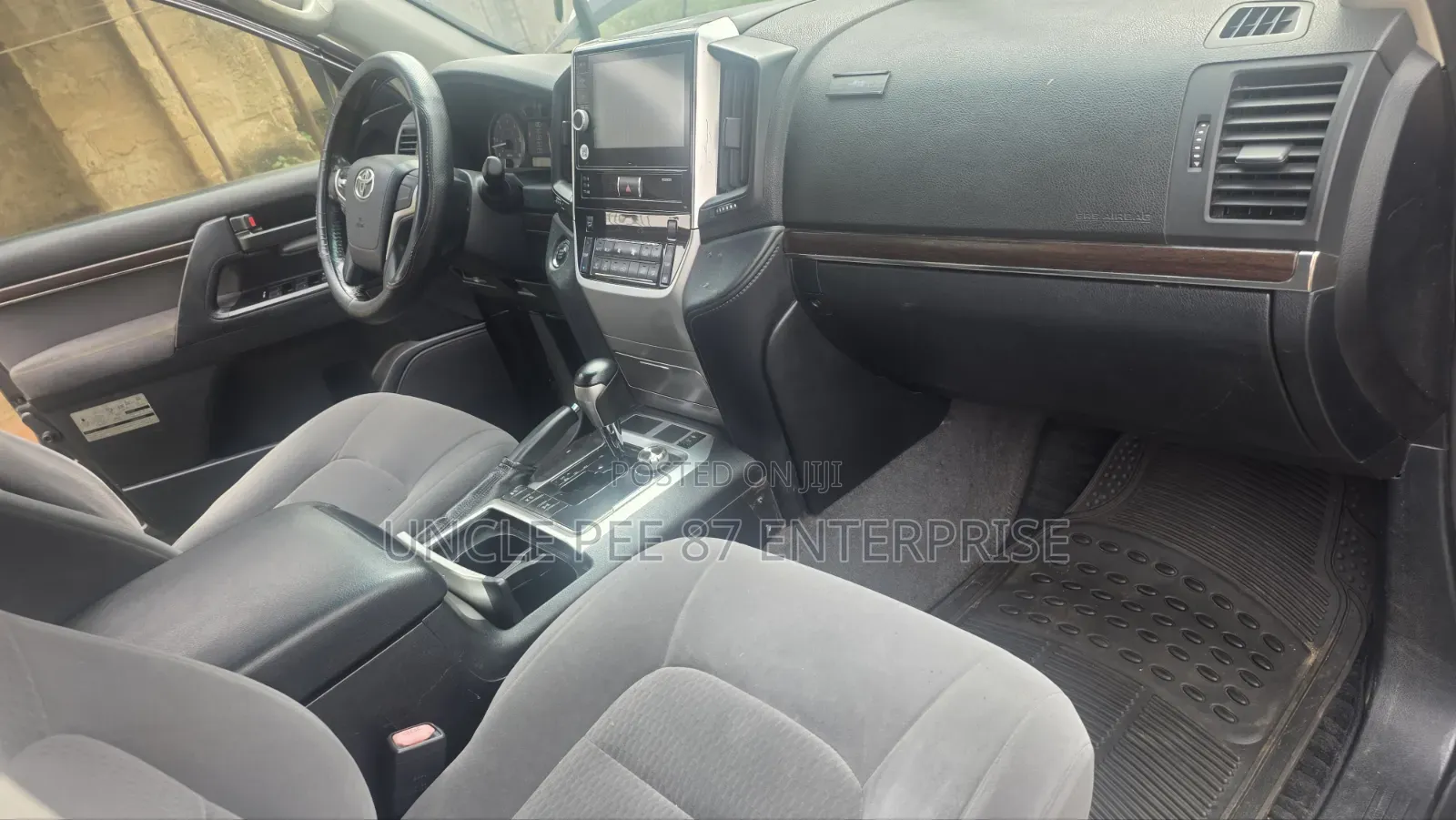Toyota Land Cruiser 2017 Black