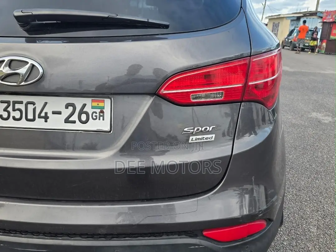 Hyundai Santa Fe 2016 Gray