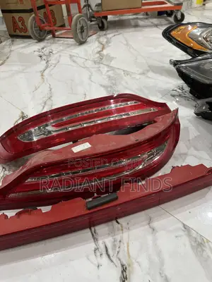 15 - 19 Lincoln MKC Driver Left,Right Center Taillight Brake Light