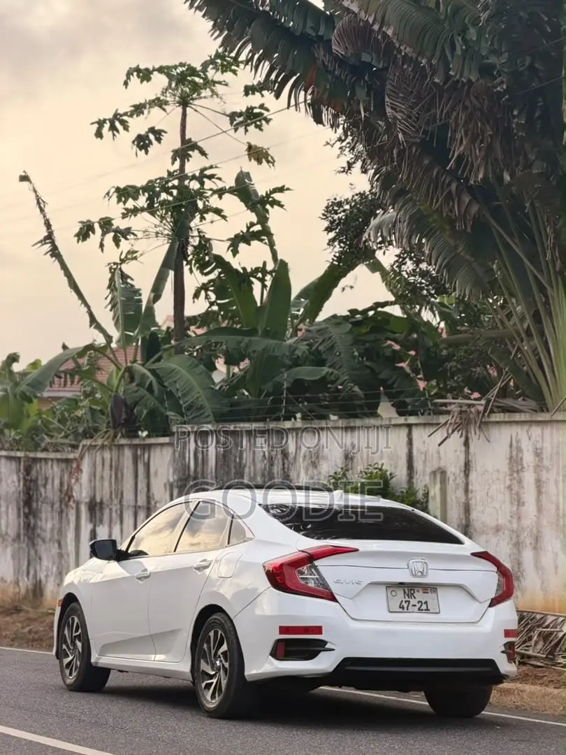 Honda Civic EX 4dr Sedan (2.0L 4cyl) 2017 White