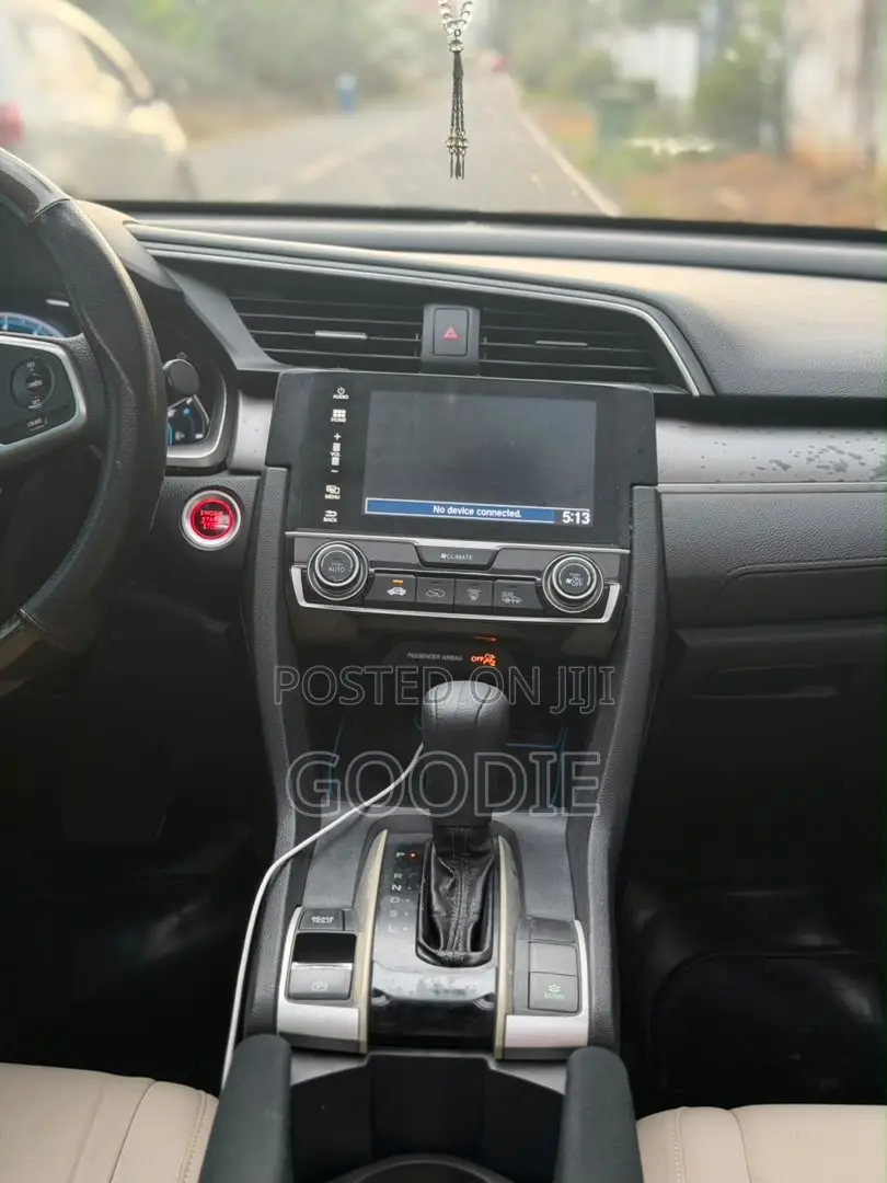 Honda Civic EX 4dr Sedan (2.0L 4cyl) 2017 White
