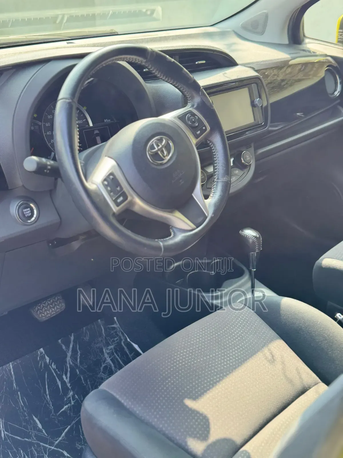 Toyota Vitz 2015 Yellow