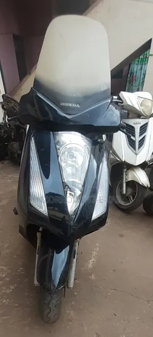 Honda 2023 Blue