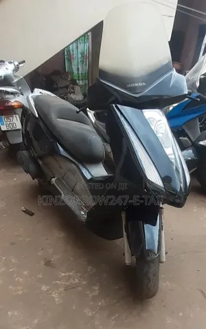 Honda 2023 Blue