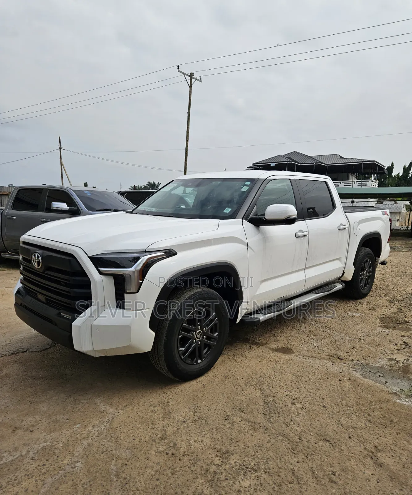Toyota Tundra 2024 White