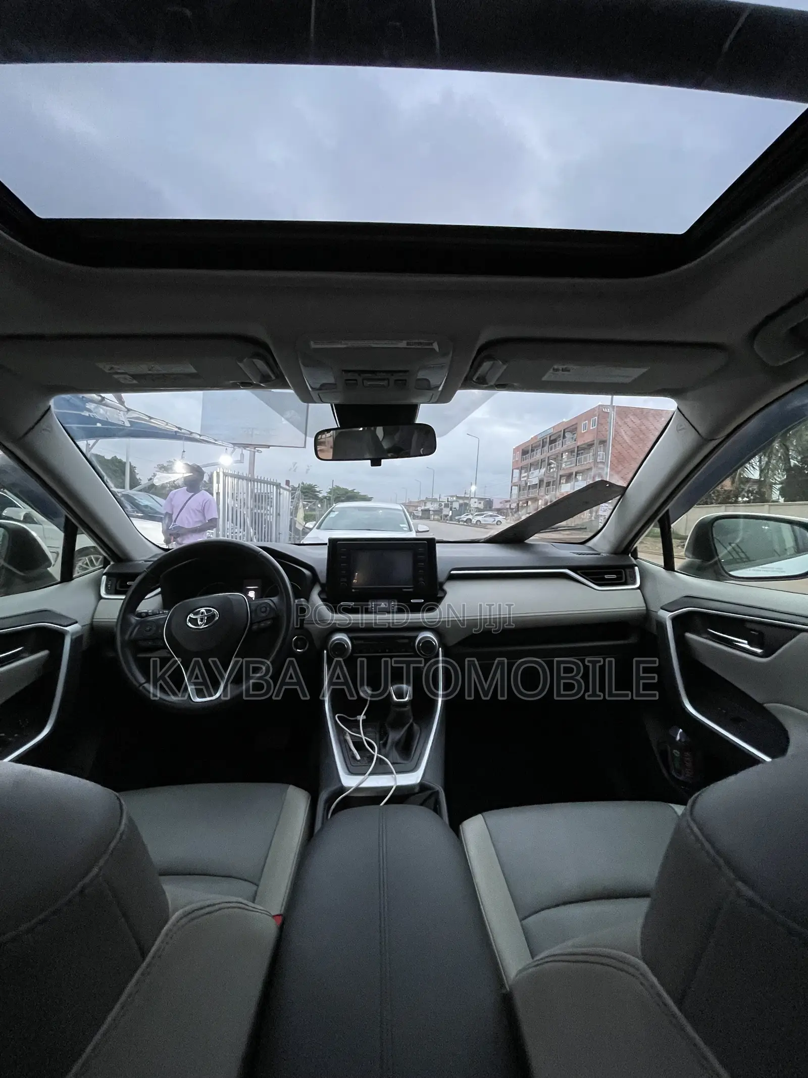 Toyota RAV4 2020 White