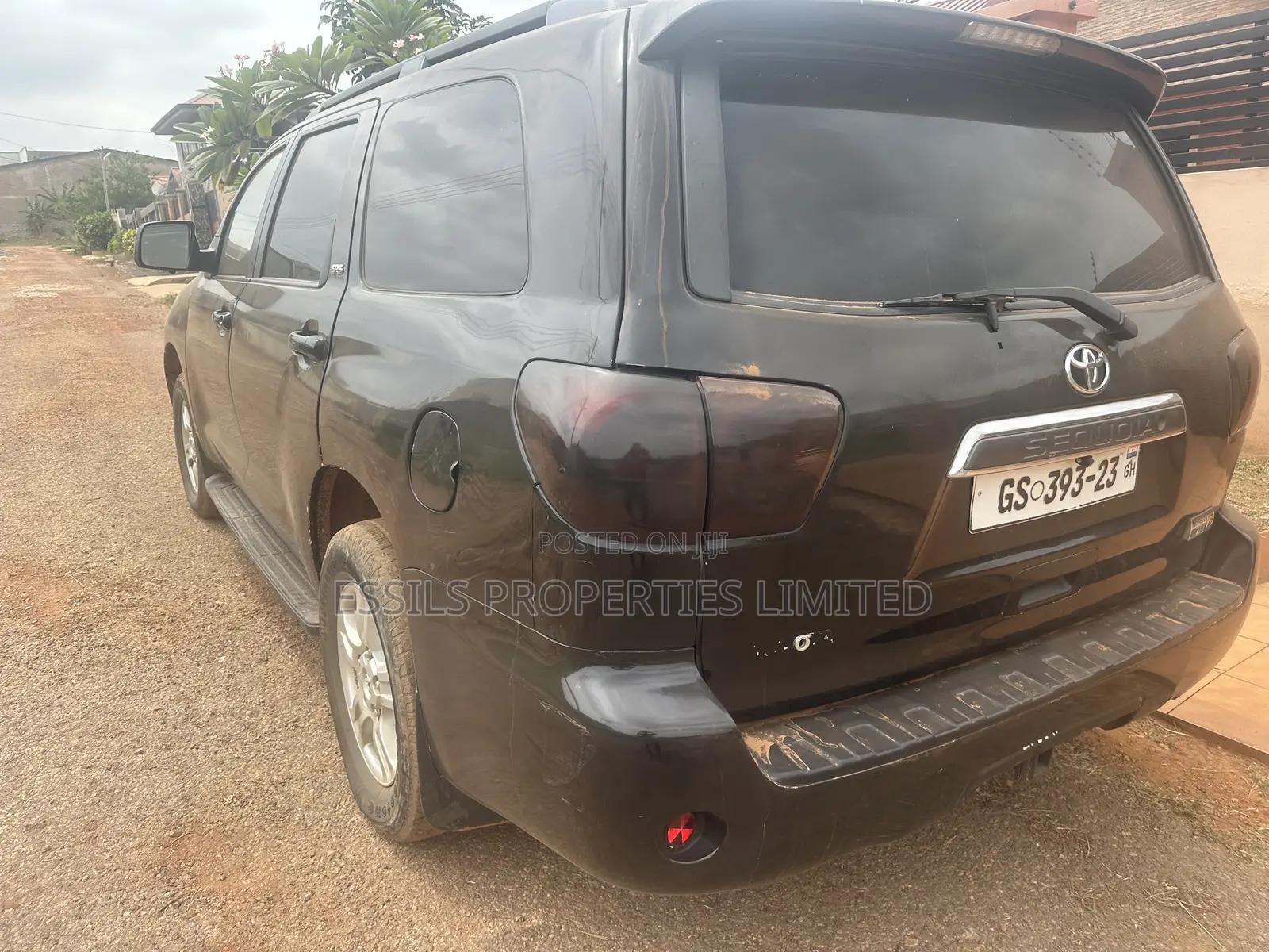 Toyota Sequoia SR5 4dr SUV 4WD (5.7L 8cyl 6A) 2015 Black