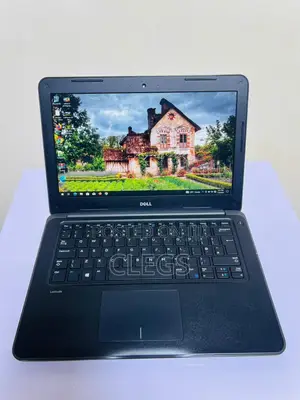 Laptop Dell Latitude 3380 8GB Intel Core i3 SSD 128GB