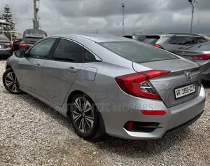 Honda Civic EX 4dr Sedan (2.0L 4cyl) 2017 Silver