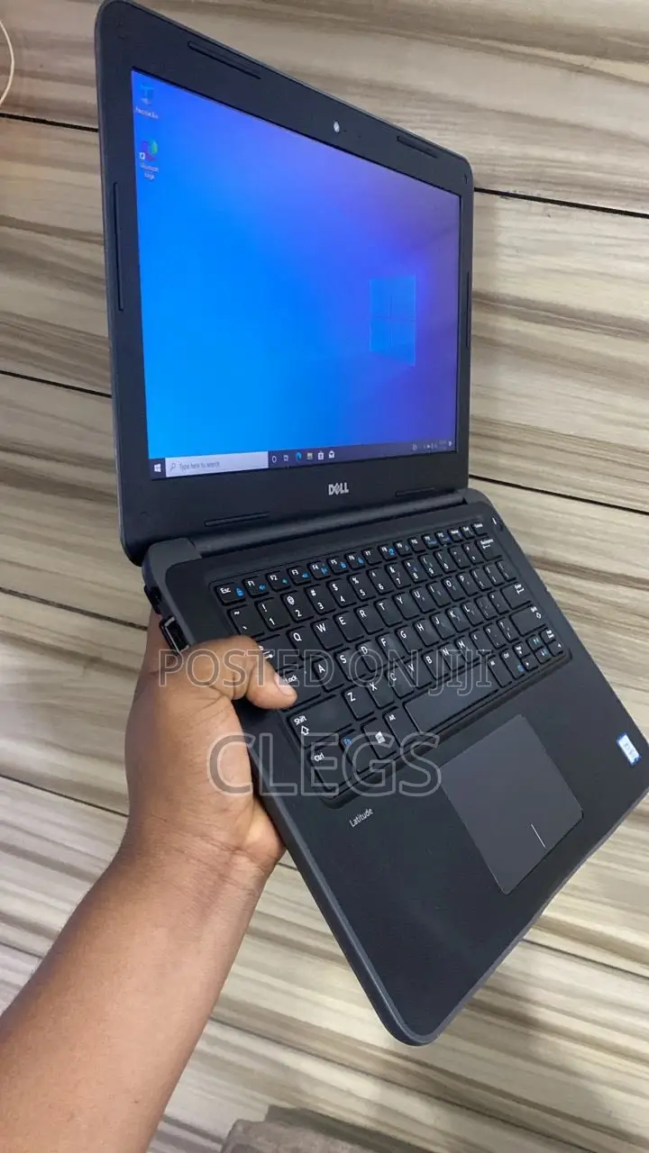 Laptop Dell Latitude 3380 8GB Intel Core i5 SSD 128GB