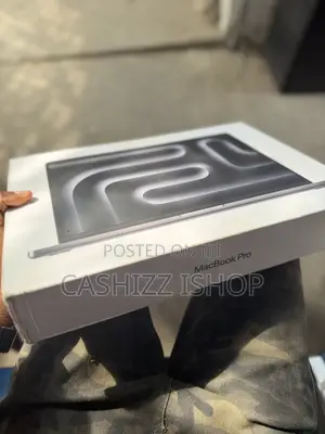New Laptop Apple MacBook Pro 2023 M3 Pro 36GB Apple M3 Pro SSD 512GB
