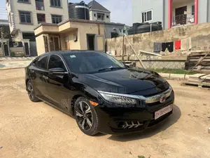 Honda Civic Touring 4dr Sedan (1.5L 4cyl) 2017 Black