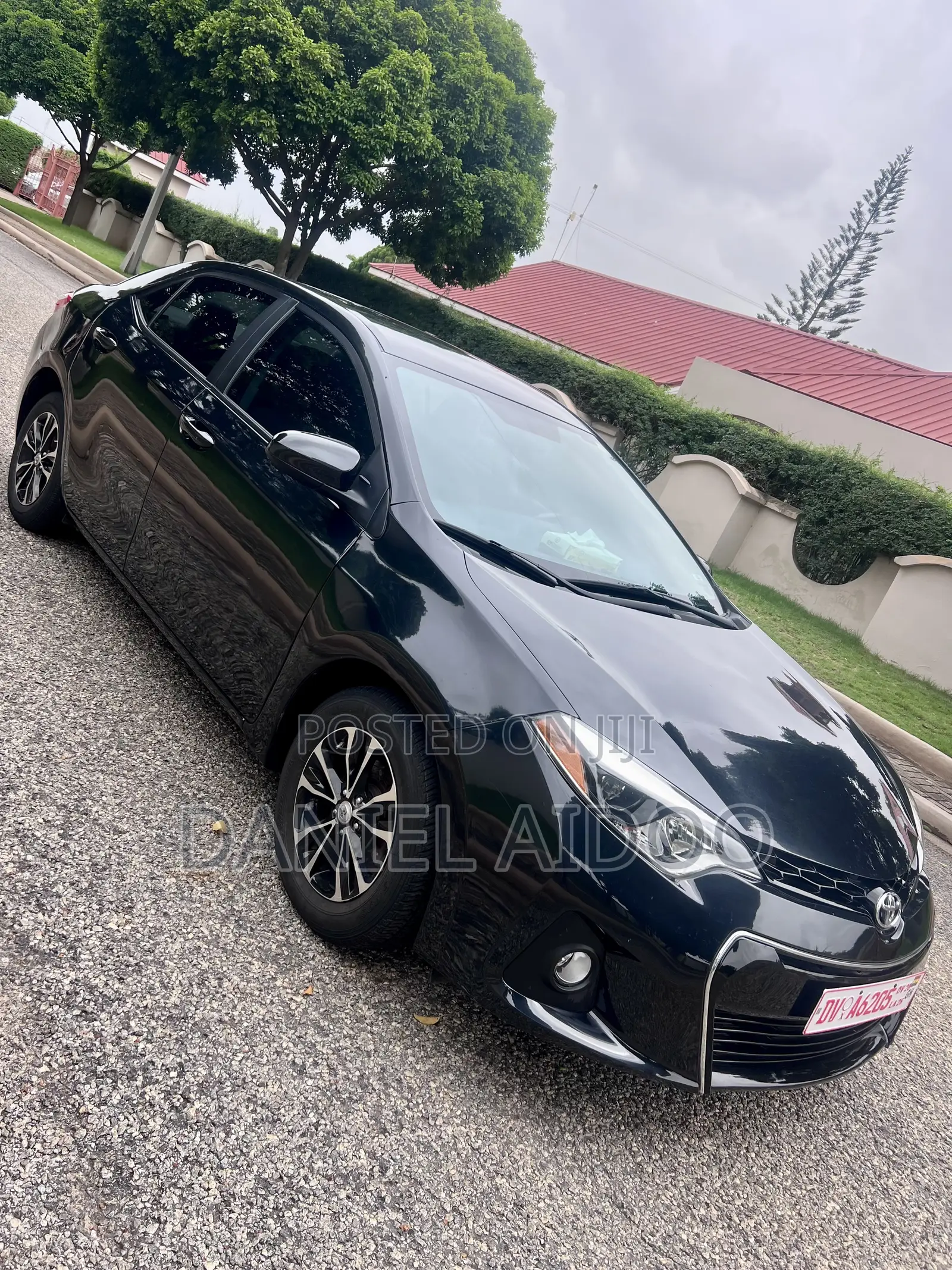 Toyota Corolla LE Eco 4dr Sedan (1.8L 4cyl CVT) 2016 Black