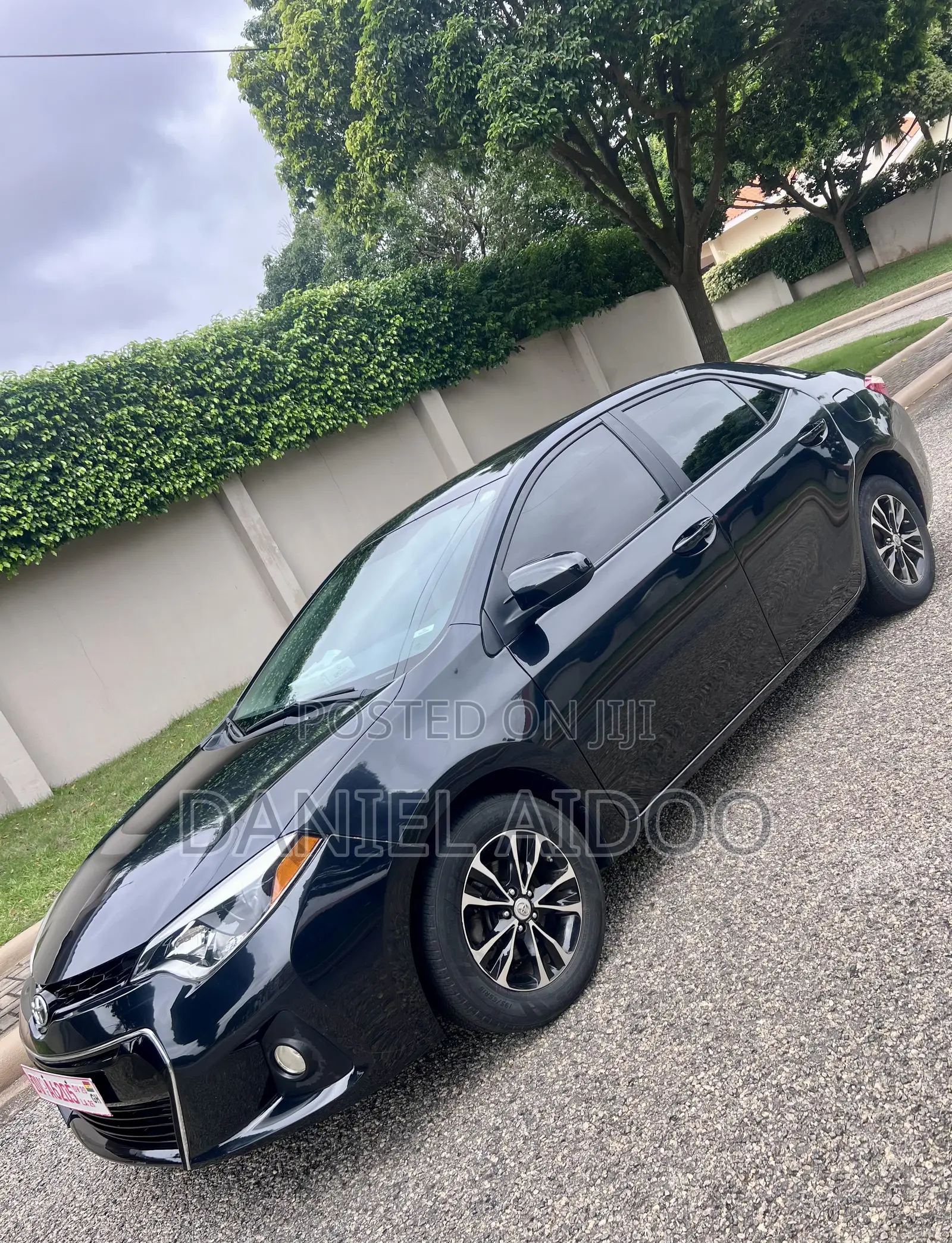 Toyota Corolla LE Eco 4dr Sedan (1.8L 4cyl CVT) 2016 Black