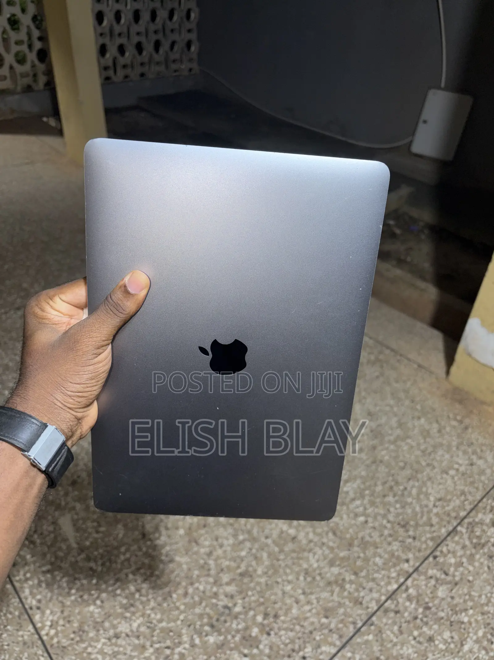 Laptop Apple MacBook Pro 2019 8GB Intel Core i5 SSD 128GB