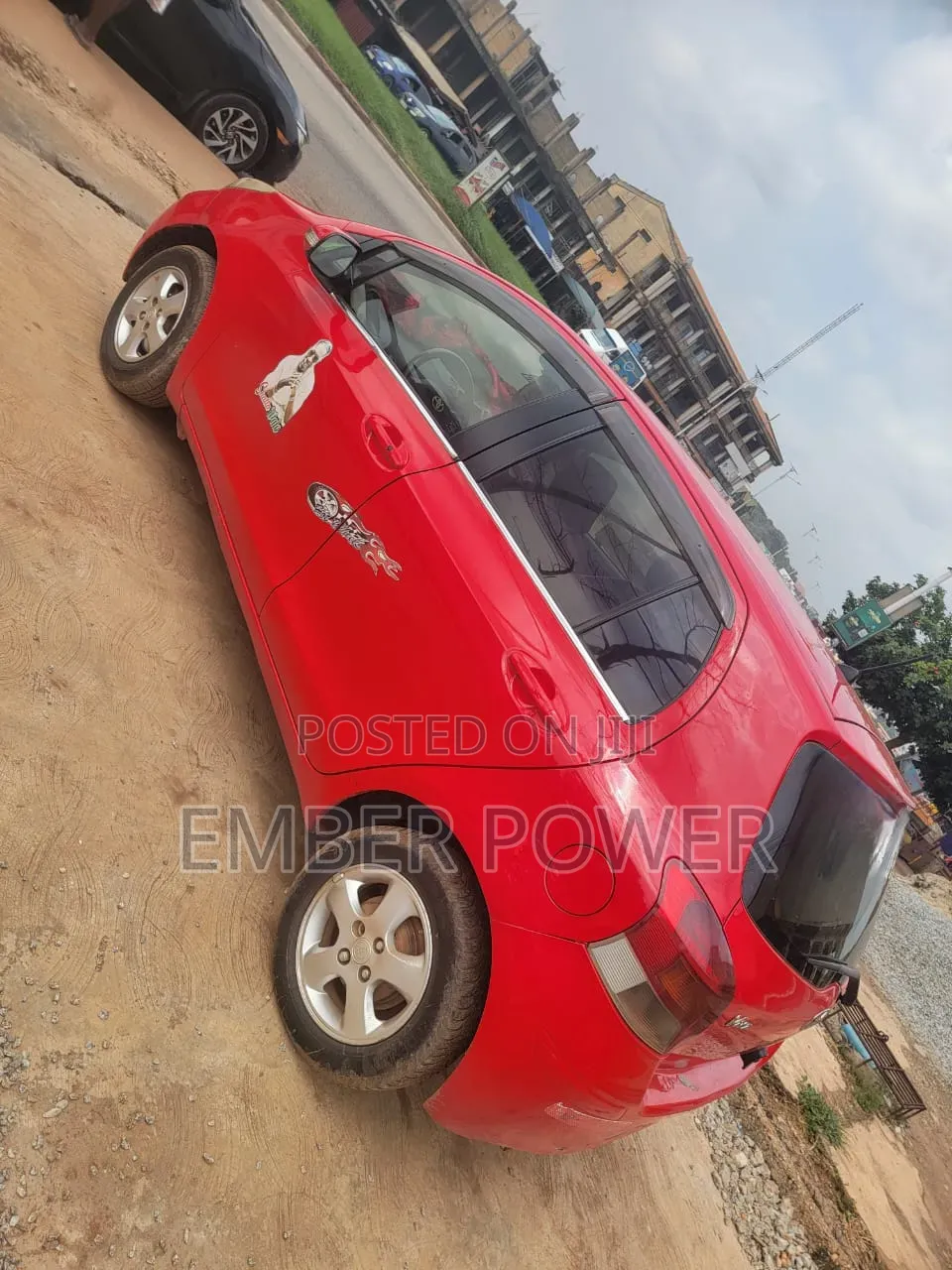 Toyota Vitz 2010 Red
