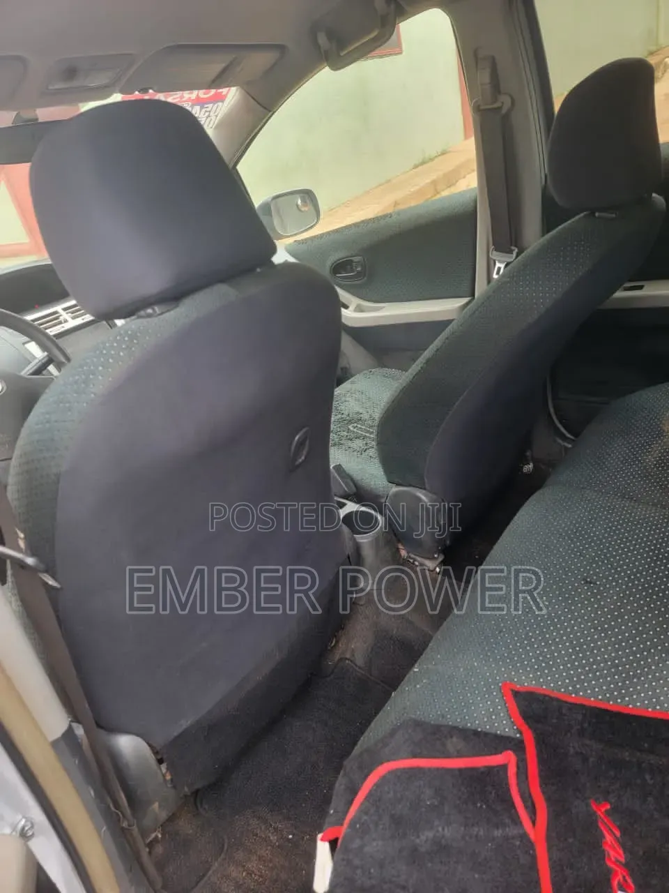 Toyota Vitz 2010 Red