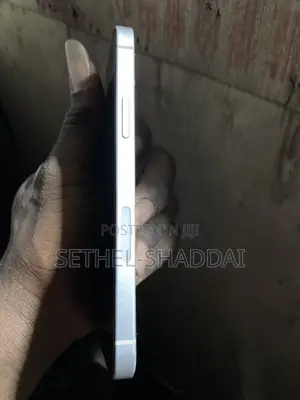 Apple iPhone 12 64 GB White