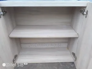 Modern Kechen Carbinet
