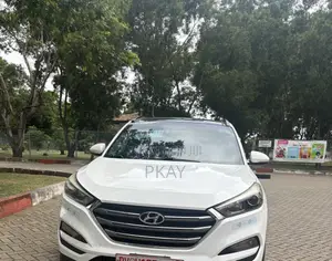 Hyundai Tucson Limited AWD 2017 White