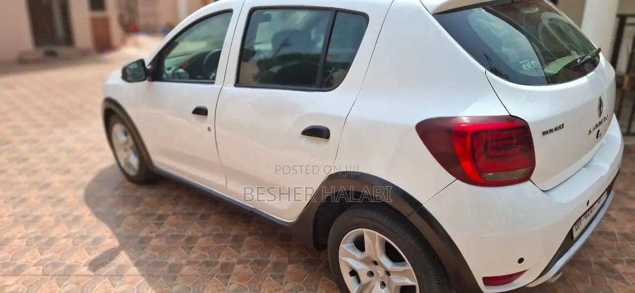 Renault Sandero 2017 White