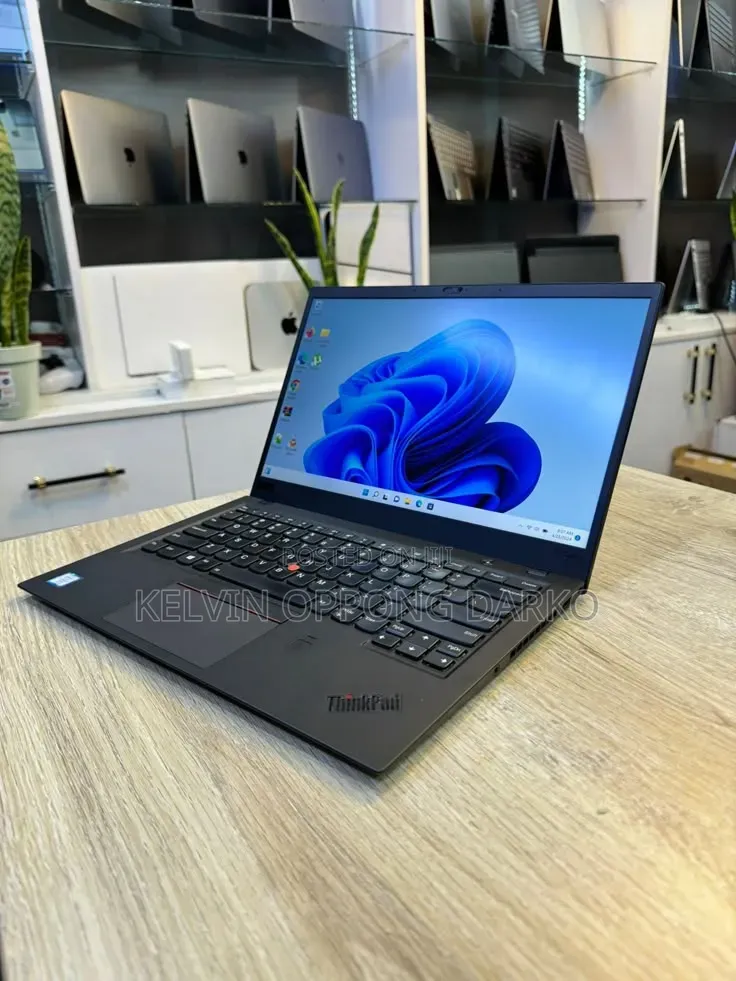 Laptop Lenovo ThinkPad X1 Carbon 16GB AMD Ryzen 5 SSD 256GB