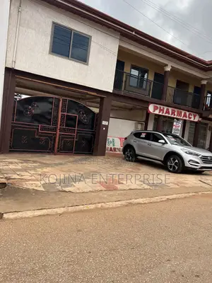 Roadside Double Shop for Rent – Ideal for a Pharmacy