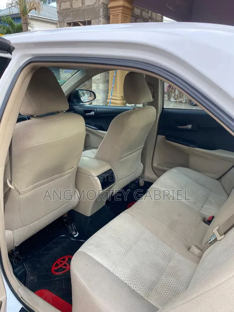 Toyota Camry 2014 White