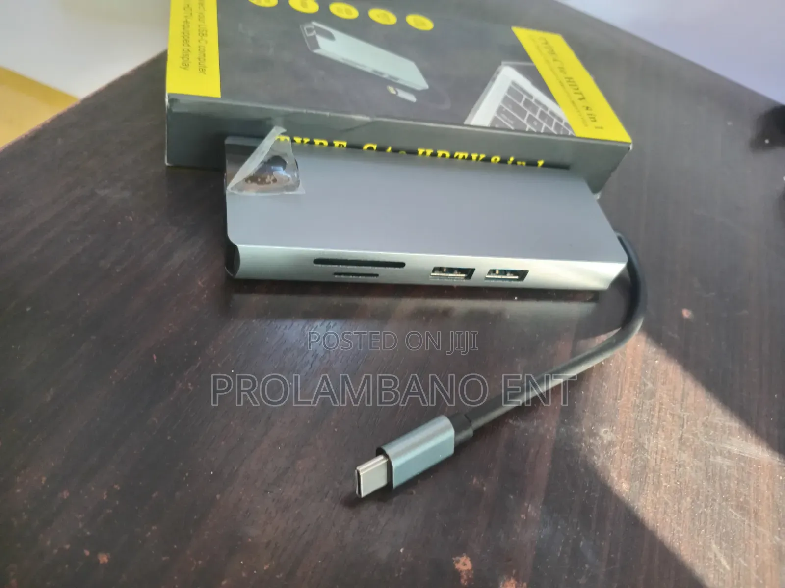 Type-C to HDTV 8-in-1 Adapter