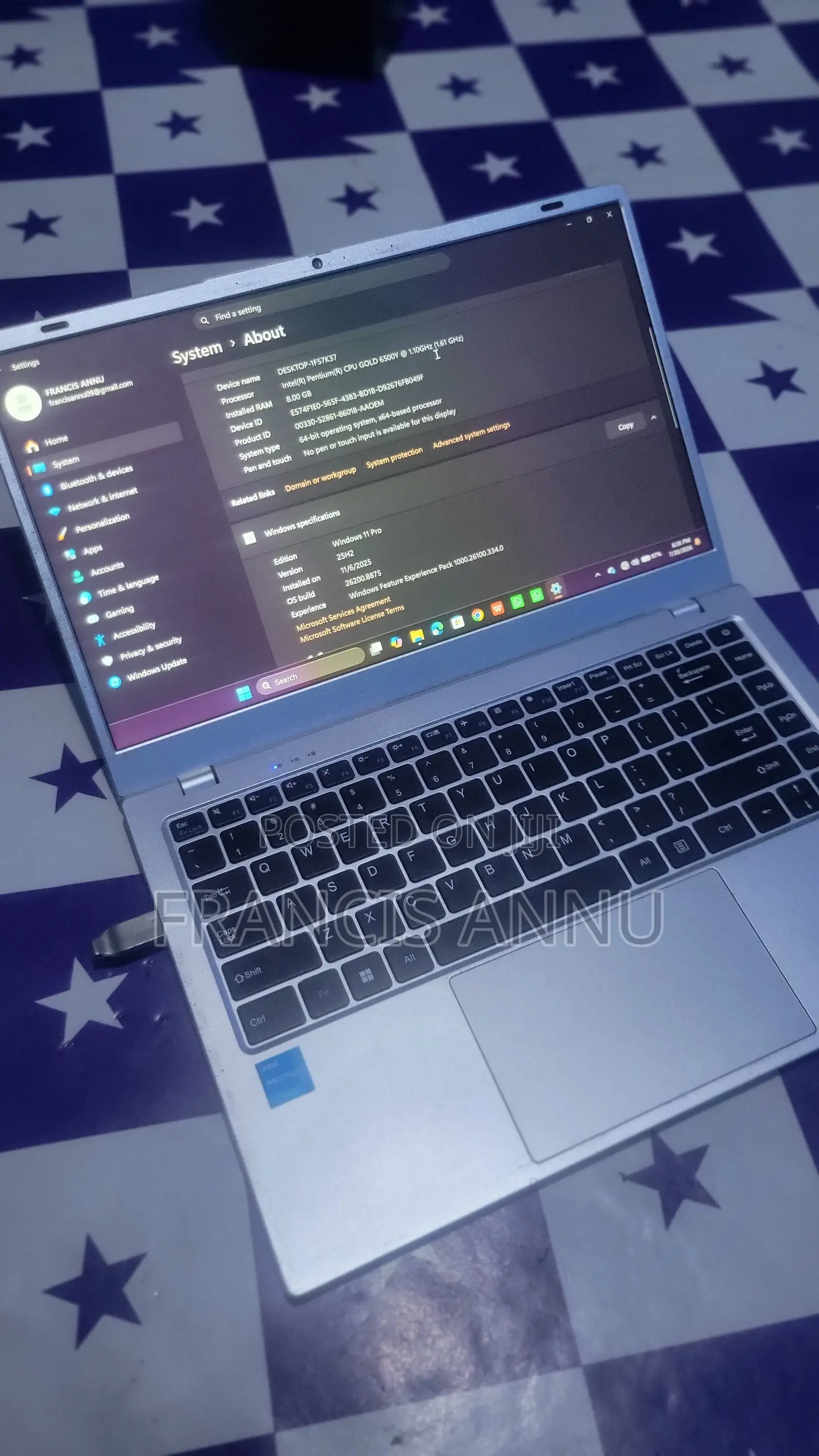 Laptop 8GB Intel HDD+SSD 256GB