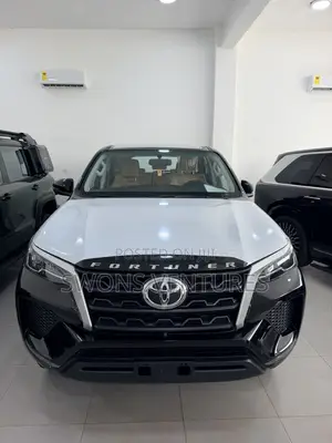New Toyota Fortuner 2025 Black